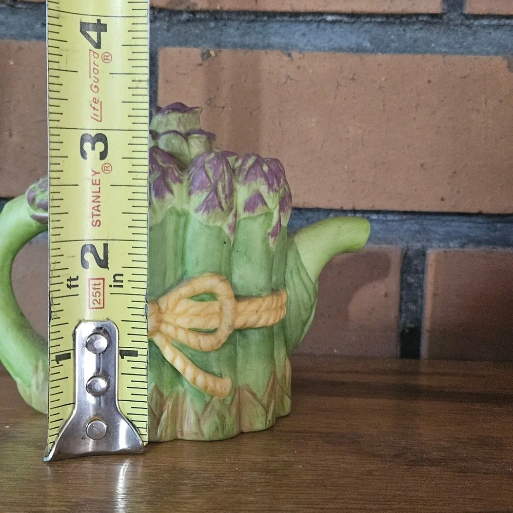 Avon Collectibles 1996 Asparagus Teapot Trinket Box 3.25